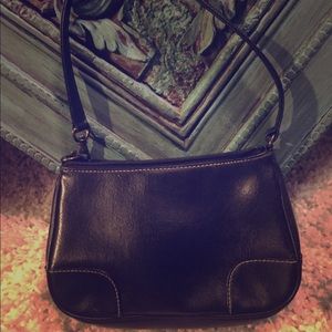 Nine West black clutch